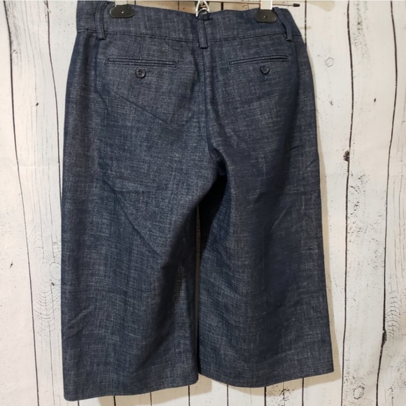 Express Design Studio Editor Capri Pants - Picture 3 of 8